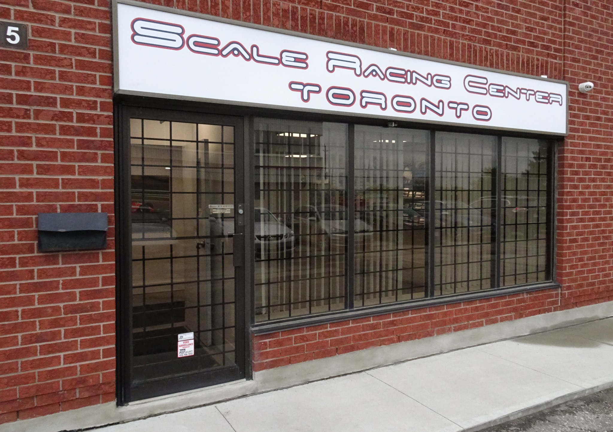 Scale Racing Center Toronto - Slot Car Racing Tracks in Canada