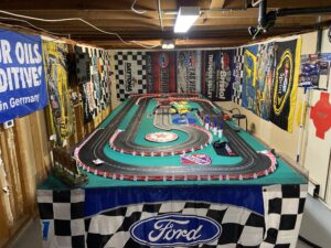 a cool indoor private 1/3 1-32 slot car racing in Pine Glenn NB Canada - slot car anonymous